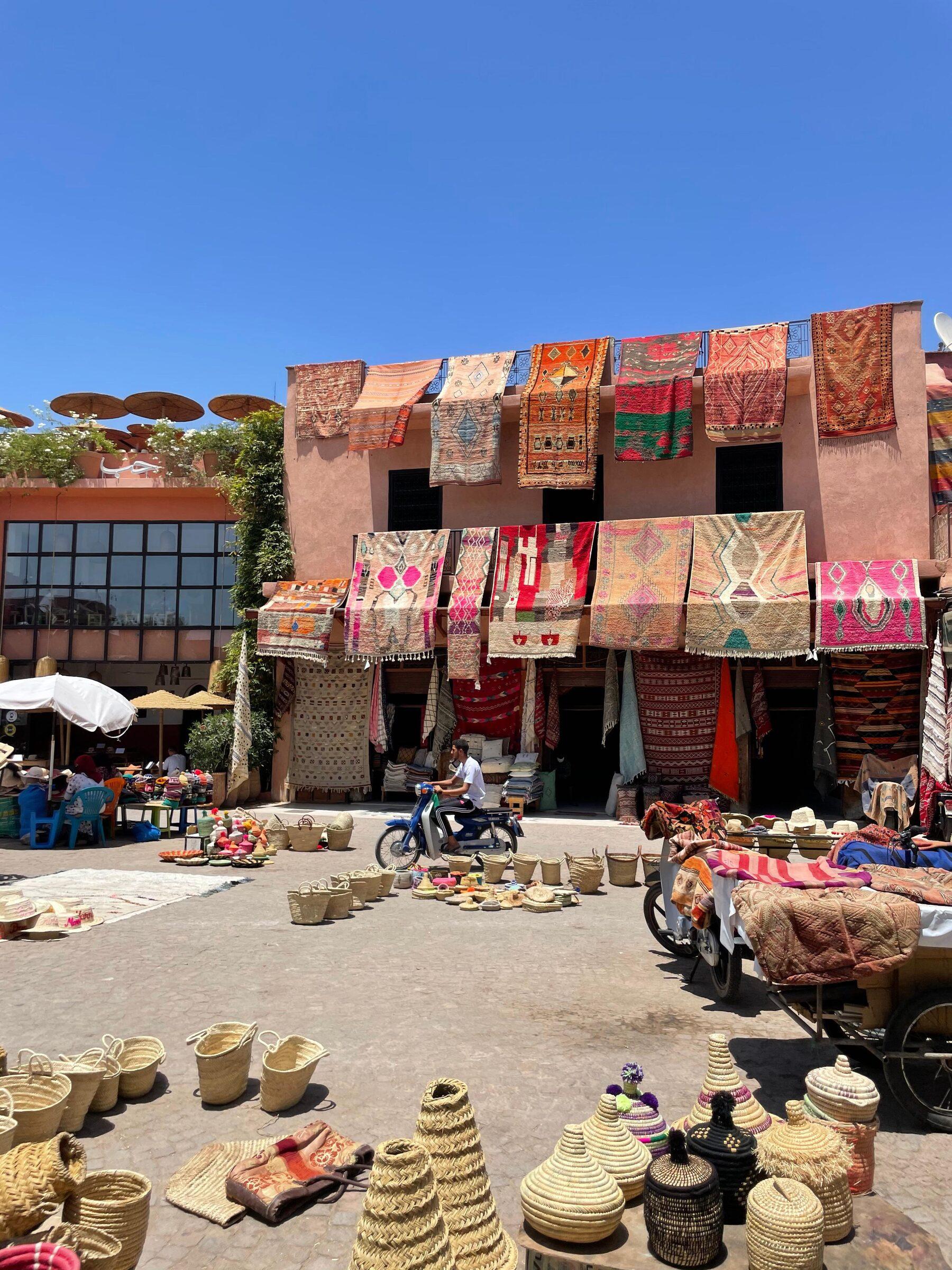 Shopping accompagnato fuori dalla medina